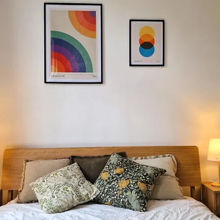 Oldtown Gold Apartment